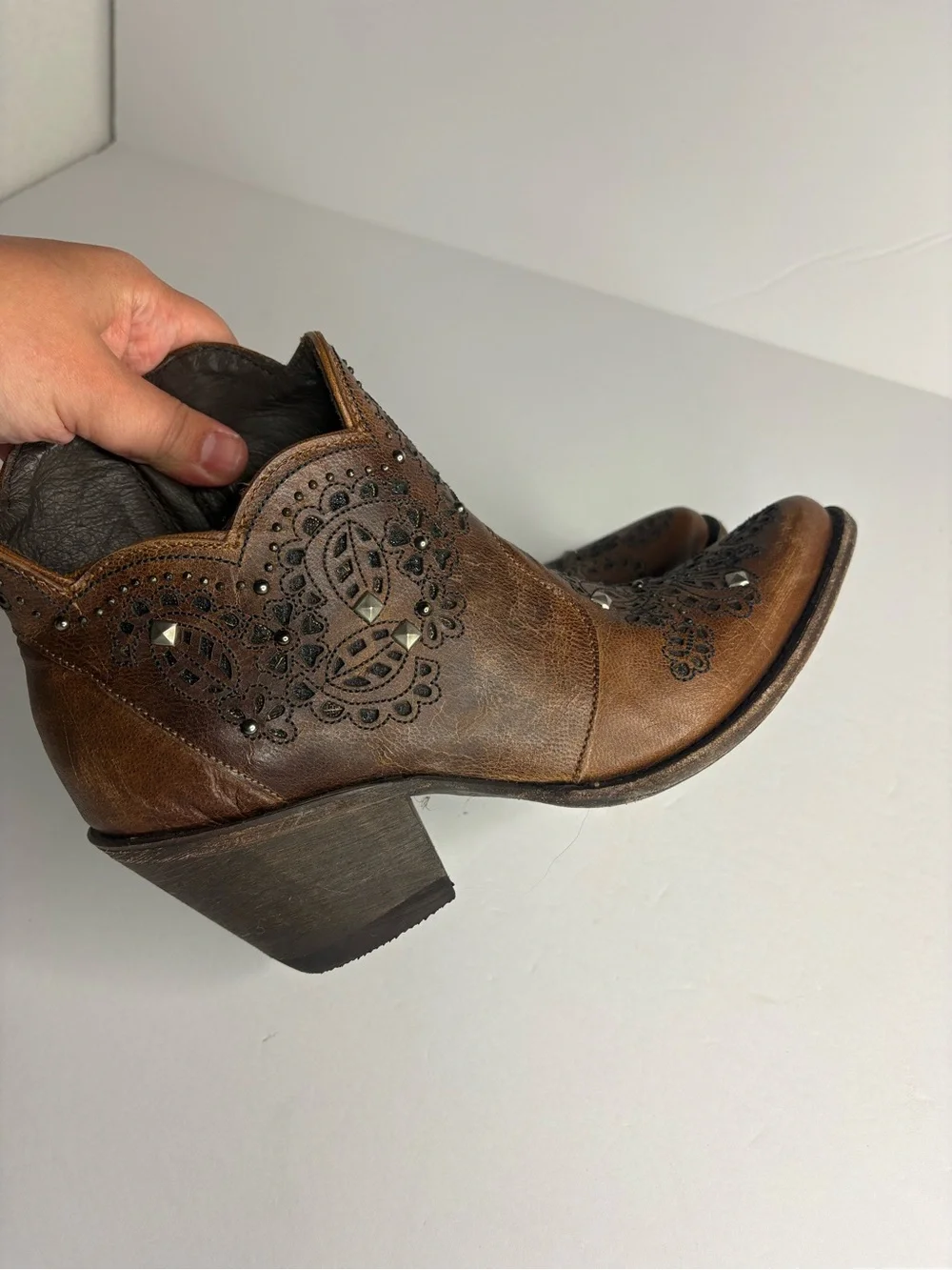 Old Gringo Brown Studded Molly ankle boots size 8